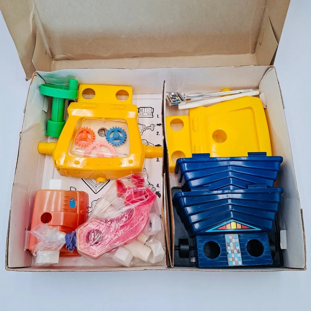 Vintage ROBOLT No 1490 Take Apart Rolling Robot Toy Box Parts Repair As-Is